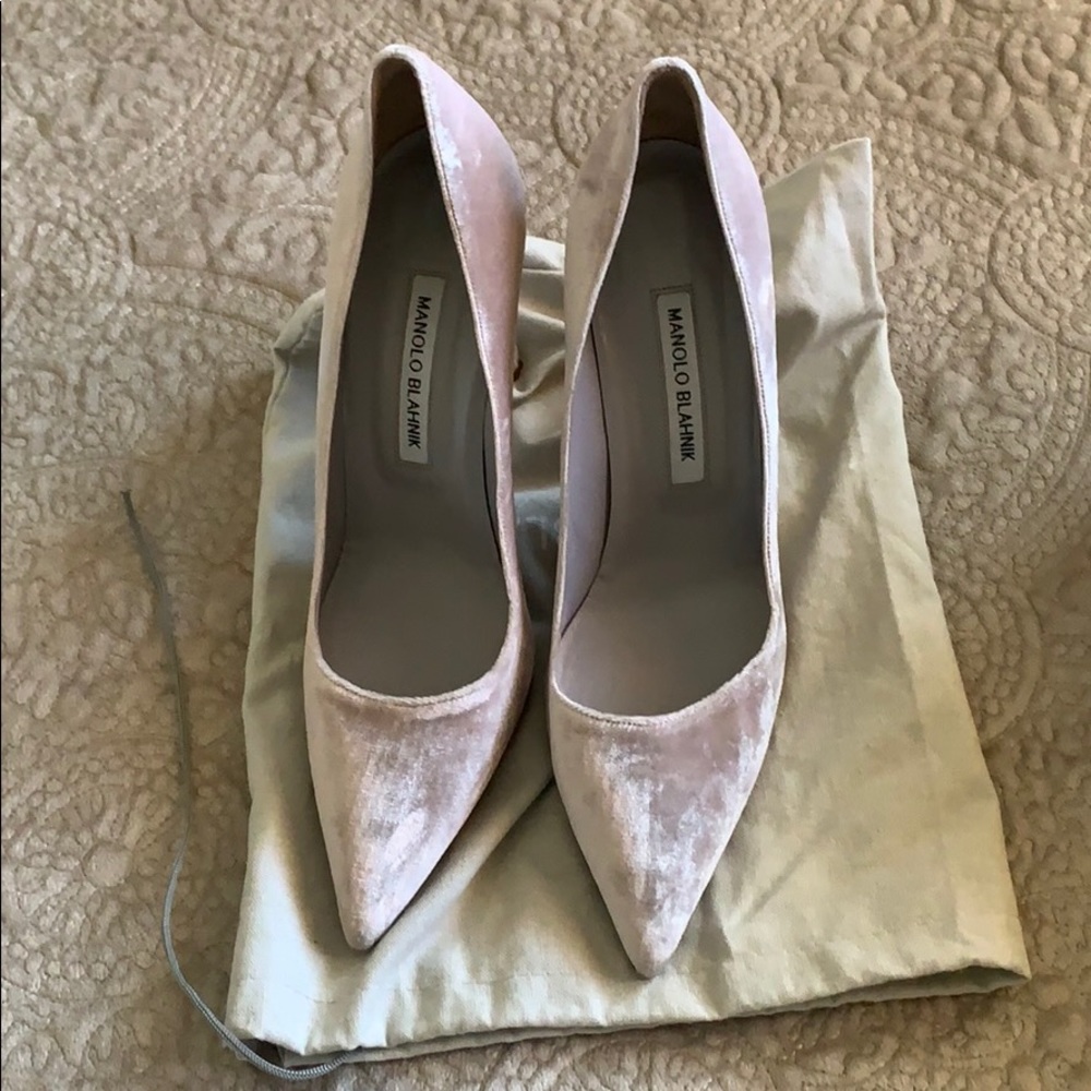 Manolo blahnik pumps